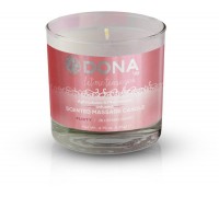 Массажная свеча DONA Scented Massage Candle Blushing Berry FLIRTY (135 гр)