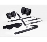 Набор Feral Feelings BDSM Kit 5 Black, наручники, поножи, коннектор, маска, паддл