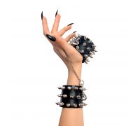 Наручники с шипами Art of Sex - Rose Spiked Leather Handcuffs, натуральная кожа